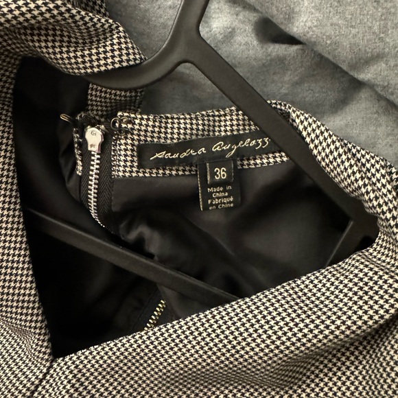 Sandra Angelozzi chic tailored dress - Picture 3 of 3